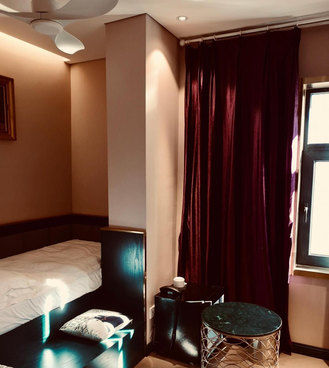 Moon And Chalice Boutique Hotel Κούνμινγκ Εξωτερικό φωτογραφία