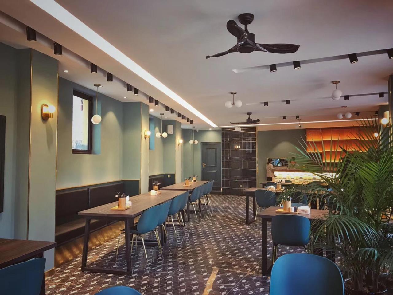 Moon And Chalice Boutique Hotel Κούνμινγκ Εξωτερικό φωτογραφία