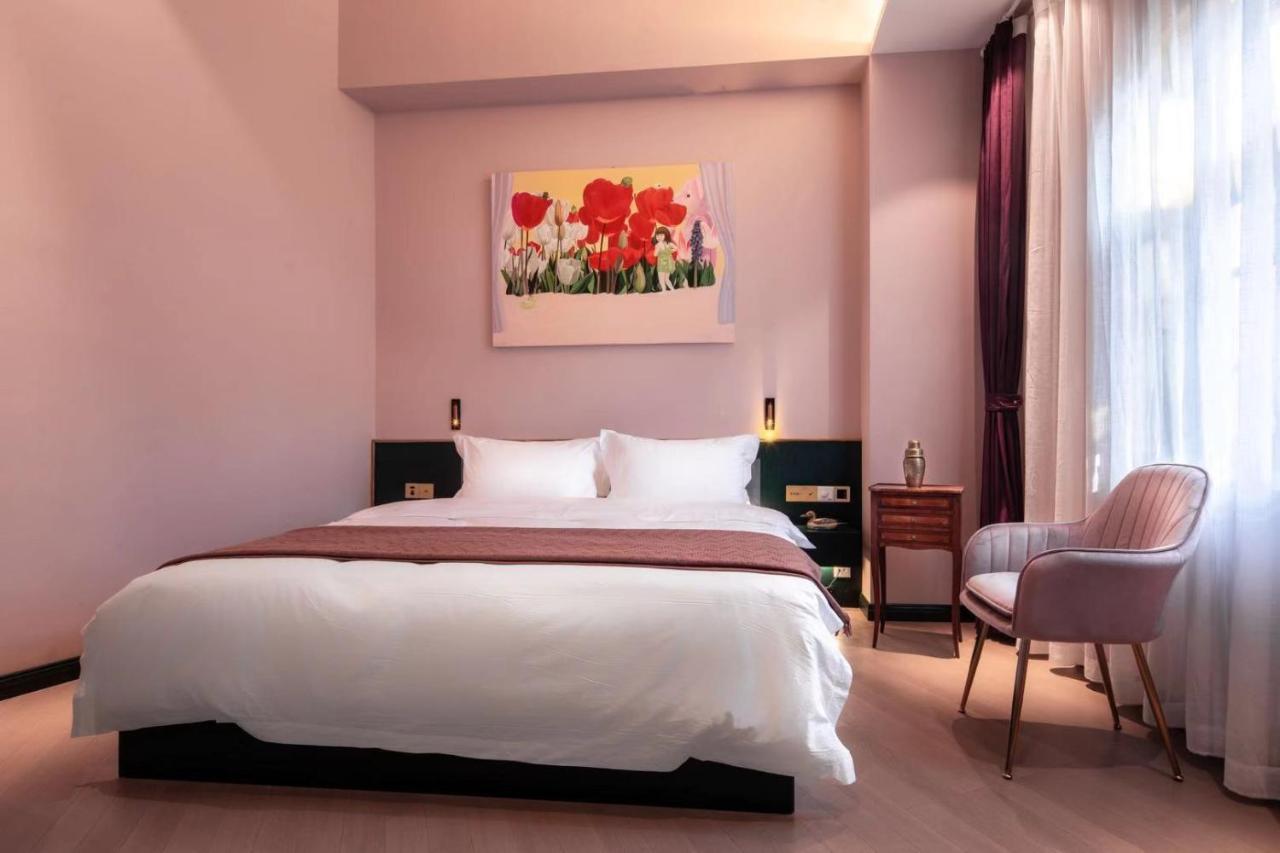 Moon And Chalice Boutique Hotel Κούνμινγκ Εξωτερικό φωτογραφία