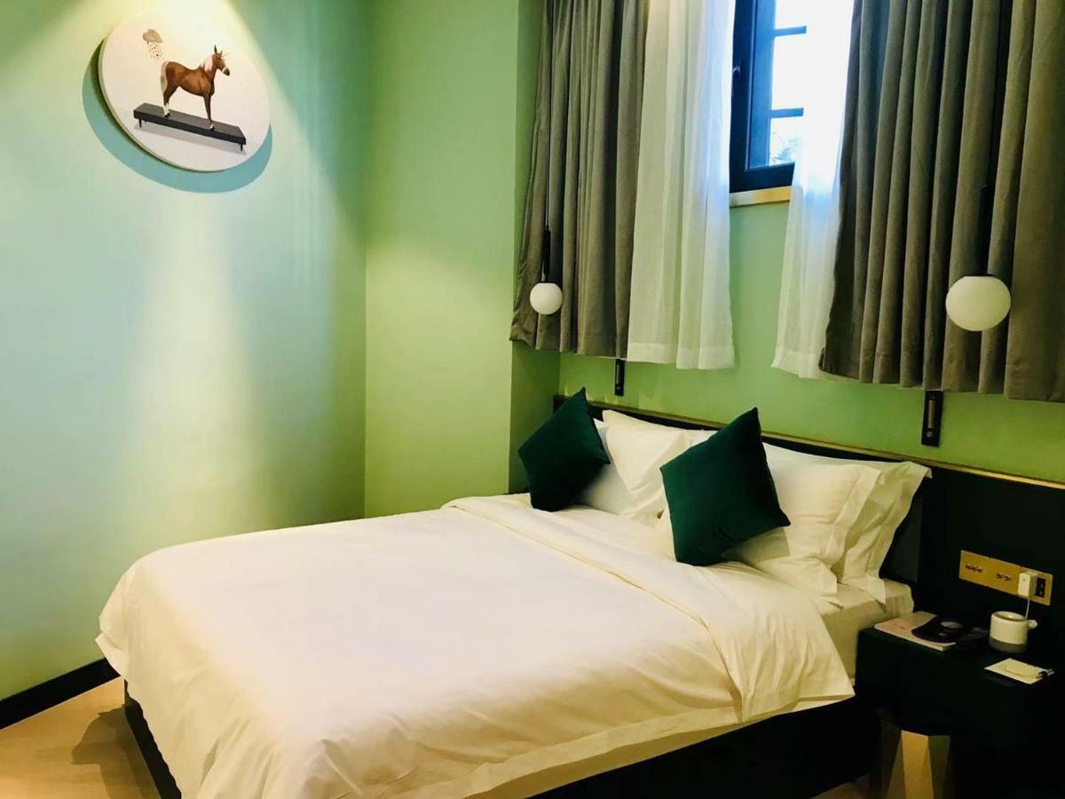 Moon And Chalice Boutique Hotel Κούνμινγκ Εξωτερικό φωτογραφία